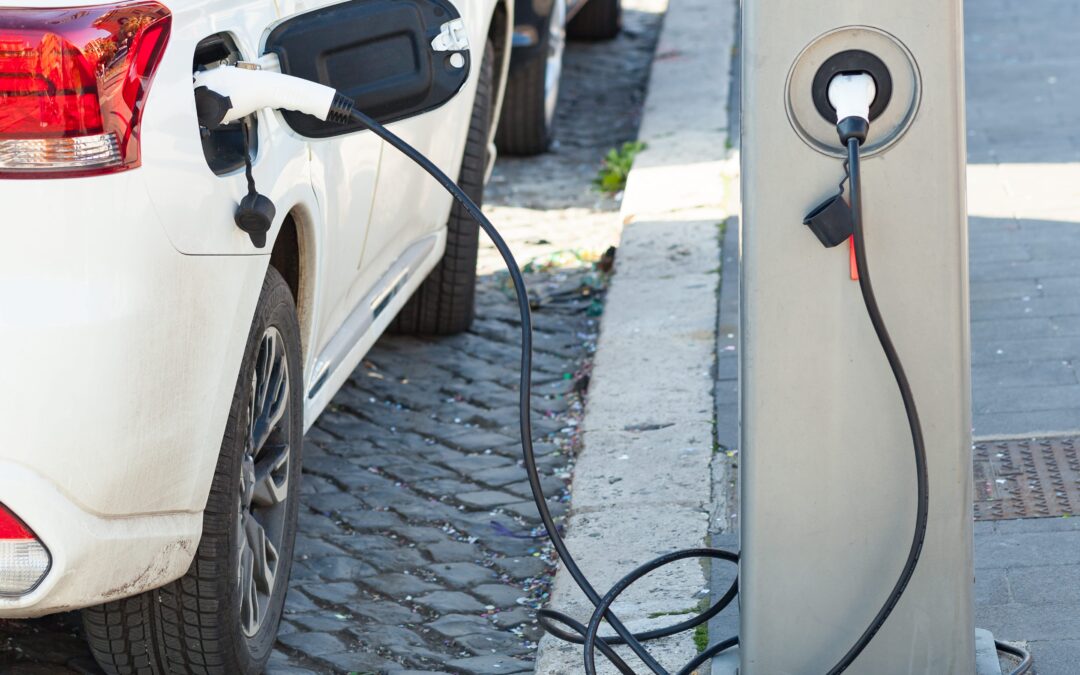 Estaciones de Carga para Vehículos Eléctricos: ¿Qué Debes Saber?