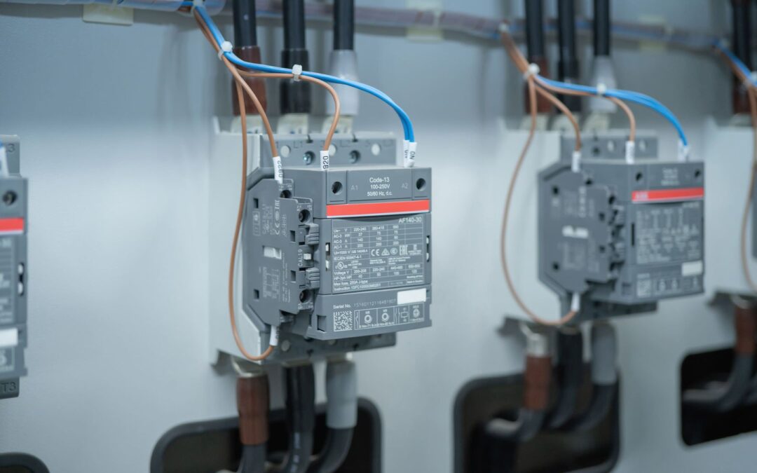 Sistemas de protección contra sobretensiones en instalaciones eléctricas